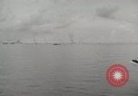Standbild Allgemeine größere OP Smith und andere an Bord der USS Mount McKinley (AGC-7) Peleliu Palau Inseln, 1944, aus Sekunde 36 historischem Filmmaterial Videoclip 65675022861