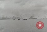 Standbild Allgemeine größere OP Smith und andere an Bord der USS Mount McKinley (AGC-7) Peleliu Palau Inseln, 1944, aus Sekunde 43 historischem Filmmaterial Videoclip 65675022861