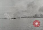 Standbild Allgemeine größere OP Smith und andere an Bord der USS Mount McKinley (AGC-7) Peleliu Palau Inseln, 1944, aus Sekunde 54 historischem Filmmaterial Videoclip 65675022861