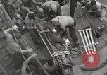 Standbild Verletzte US-Marines brachte an Bord der USS Mount McKinley AGC-7 Peleliu Palau Inseln, 1944, aus Sekunde 44 historischem Filmmaterial Videoclip 65675022862