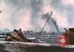 Standbild US Marine Amphibious Assault Peleliu Palau Inseln, 1944, aus Sekunde 19 historischem Filmmaterial Videoclip 65675022863