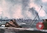 Standbild US Marine Amphibious Assault Peleliu Palau Inseln, 1944, aus Sekunde 20 historischem Filmmaterial Videoclip 65675022863