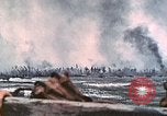 Standbild US Marine Amphibious Assault Peleliu Palau Inseln, 1944, aus Sekunde 23 historischem Filmmaterial Videoclip 65675022863