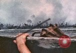 Standbild US Marine Amphibious Assault Peleliu Palau Inseln, 1944, aus Sekunde 34 historischem Filmmaterial Videoclip 65675022863