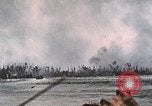 Standbild US Marine Amphibious Assault Peleliu Palau Inseln, 1944, aus Sekunde 43 historischem Filmmaterial Videoclip 65675022863