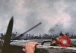 Standbild US Marine Amphibious Assault Peleliu Palau Inseln, 1944, aus Sekunde 48 historischem Filmmaterial Videoclip 65675022863