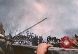 Standbild US Marine Amphibious Assault Peleliu Palau Inseln, 1944, aus Sekunde 59 historischem Filmmaterial Videoclip 65675022863