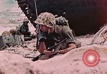 Standbild Vereinigten Staaten Marines Peleliu Palau Inseln, 1944, aus Sekunde 13 historischem Filmmaterial Videoclip 65675022864