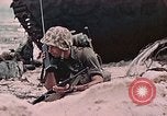 Standbild Vereinigten Staaten Marines Peleliu Palau Inseln, 1944, aus Sekunde 18 historischem Filmmaterial Videoclip 65675022864