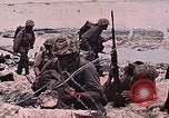 Standbild Vereinigten Staaten Marines Peleliu Palau Inseln, 1944, aus Sekunde 24 historischem Filmmaterial Videoclip 65675022864