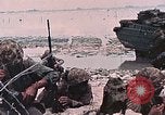 Standbild Vereinigten Staaten Marines Peleliu Palau Inseln, 1944, aus Sekunde 38 historischem Filmmaterial Videoclip 65675022864