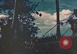 Standbild 5 Marine Regiment Peleliu Palau Inseln, 1944, aus Sekunde 16 historischem Filmmaterial Videoclip 65675022869