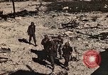 Standbild 5 Marine Regiment Peleliu Palau Inseln, 1944, aus Sekunde 25 historischem Filmmaterial Videoclip 65675022869