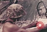 Standbild 5 Marine Regiment Peleliu Palau Inseln, 1944, aus Sekunde 6 historischem Filmmaterial Videoclip 65675022870
