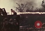 Standbild 5 Marine Regiment Peleliu Palau Inseln, 1944, aus Sekunde 60 historischem Filmmaterial Videoclip 65675022870