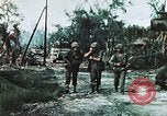 Standbild 1st Marine Division Peleliu Palau Inseln, 1944, aus Sekunde 23 historischem Filmmaterial Videoclip 65675022871