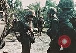 Standbild 1st Marine Division Peleliu Palau Inseln, 1944, aus Sekunde 42 historischem Filmmaterial Videoclip 65675022871
