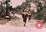 Standbild 7 Marine Regiment Peleliu Palau Inseln, 1944, aus Sekunde 8 historischem Filmmaterial Videoclip 65675022872