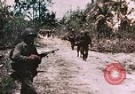 Standbild 7 Marine Regiment Peleliu Palau Inseln, 1944, aus Sekunde 16 historischem Filmmaterial Videoclip 65675022872
