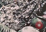 Standbild 7 Marine Regiment Peleliu Palau Inseln, 1944, aus Sekunde 15 historischem Filmmaterial Videoclip 65675022873