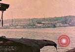Standbild Waterfront Zerstörung Palau Inseln, 1944, aus Sekunde 8 historischem Filmmaterial Videoclip 65675022883