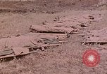Standbild Beisetzung der gefallenen Marines Palau Inseln, 1944, aus Sekunde 39 historischem Filmmaterial Videoclip 65675022884