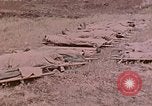 Standbild Beisetzung der gefallenen Marines Palau Inseln, 1944, aus Sekunde 41 historischem Filmmaterial Videoclip 65675022884