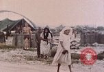 Standbild US Marine Biwak Bereich Palau Inseln, 1944, aus Sekunde 28 historischem Filmmaterial Videoclip 65675022886
