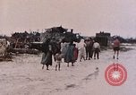Standbild US Marine Biwak Bereich Palau Inseln, 1944, aus Sekunde 50 historischem Filmmaterial Videoclip 65675022886