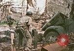 Standbild 1st Marine Division Peleliu Palau Inseln, 1944, aus Sekunde 27 historischem Filmmaterial Videoclip 65675022895