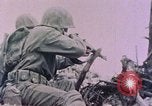 Standbild 1st Marine Division Peleliu Palau Inseln, 1944, aus Sekunde 13 historischem Filmmaterial Videoclip 65675022899