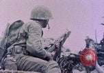 Standbild 1st Marine Division Peleliu Palau Inseln, 1944, aus Sekunde 18 historischem Filmmaterial Videoclip 65675022899
