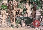Standbild 1st Marine Division Peleliu Palau Inseln, 1944, aus Sekunde 15 historischem Filmmaterial Videoclip 65675022900