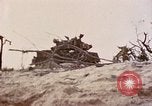 Standbild uns erste Marine Division Peleliu Palau Inseln, 1944, aus Sekunde 25 historischem Filmmaterial Videoclip 65675022901