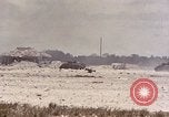 Standbild First Marine Division Peleliu Palau Inseln, 1944, aus Sekunde 29 historischem Filmmaterial Videoclip 65675022903