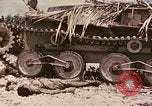 Standbild First Marine Division Peleliu Palau Inseln, 1944, aus Sekunde 30 historischem Filmmaterial Videoclip 65675022903