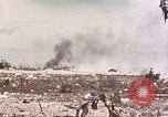 Standbild First Marine Division Peleliu Palau Inseln, 1944, aus Sekunde 39 historischem Filmmaterial Videoclip 65675022903