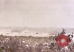 Standbild First Marine Division Peleliu Palau Inseln, 1944, aus Sekunde 56 historischem Filmmaterial Videoclip 65675022903