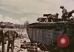 Standbild First Marine Division Peleliu Palau Inseln, 1944, aus Sekunde 60 historischem Filmmaterial Videoclip 65675022903