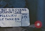 Standbild First Marine Division Peleliu Palau Inseln, 1944, aus Sekunde 7 historischem Filmmaterial Videoclip 65675022905