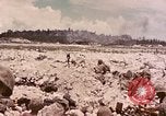 Standbild First Marine Division Peleliu Palau Inseln, 1944, aus Sekunde 14 historischem Filmmaterial Videoclip 65675022905