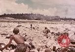 Standbild First Marine Division Peleliu Palau Inseln, 1944, aus Sekunde 18 historischem Filmmaterial Videoclip 65675022905