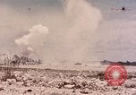 Standbild First Marine Division Peleliu Palau Inseln, 1944, aus Sekunde 35 historischem Filmmaterial Videoclip 65675022905
