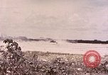 Standbild First Marine Division Peleliu Palau Inseln, 1944, aus Sekunde 53 historischem Filmmaterial Videoclip 65675022905