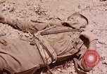 Standbild First Marine Division Peleliu Palau Inseln, 1944, aus Sekunde 58 historischem Filmmaterial Videoclip 65675022905