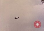Standbild TBF Avenger Flugzeuge Peleliu Palau Inseln, 1944, aus Sekunde 55 historischem Filmmaterial Videoclip 65675022906