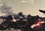 Standbild 1 Tank Bataillon Peleliu Palau Inseln, 1944, aus Sekunde 13 historischem Filmmaterial Videoclip 65675022911