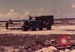 Standbild 1 Tank Bataillon Peleliu Palau Inseln, 1944, aus Sekunde 40 historischem Filmmaterial Videoclip 65675022913
