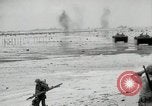 Standbild 11 Marine Division Peleliu Palau Inseln, 1944, aus Sekunde 24 historischem Filmmaterial Videoclip 65675022919