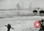 Standbild 11 Marine Division Peleliu Palau Inseln, 1944, aus Sekunde 25 historischem Filmmaterial Videoclip 65675022919
